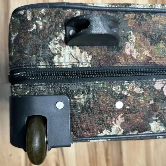 Vintage Atlantic Brown and Green Floral Travel Bag